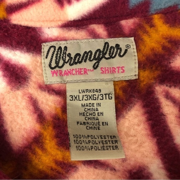 Wrangler Women’s Vintage Aztec Print Fleece Button Down Long Sleeve Size 3X - Picture 5 of 7